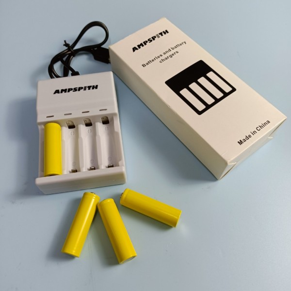 Ampspith batteries and battery charger, Universal battery charger, 4-slot USB battery charger