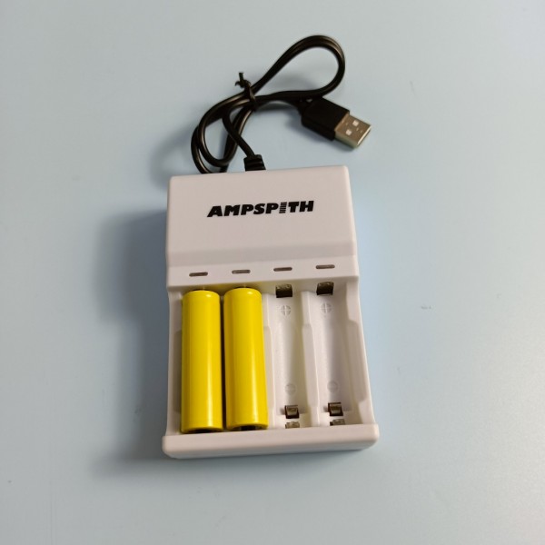 Ampspith batteries and battery charger, Universal battery charger, 4-slot USB battery charger